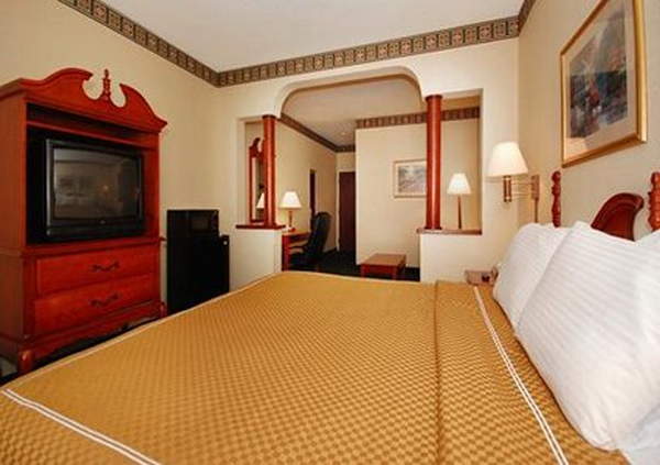 Comfort Suites Lombard - Addison Room photo